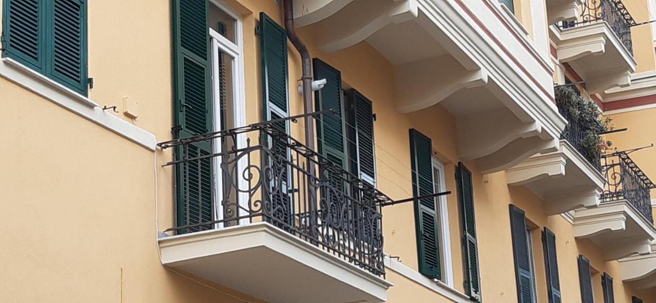 Ferienwohnung Sturla Due Genua Exterior foto